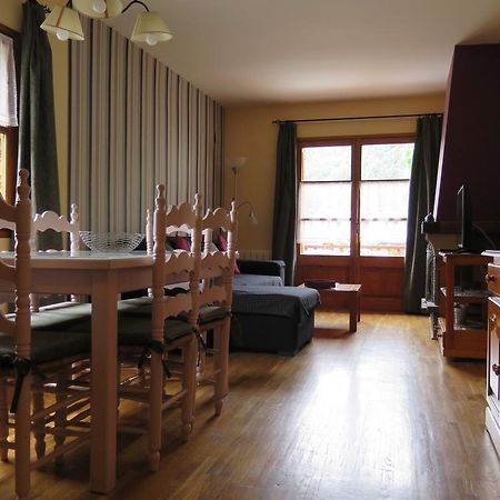 Apartaments El Ribal Valencia D'Aneu エクステリア 写真