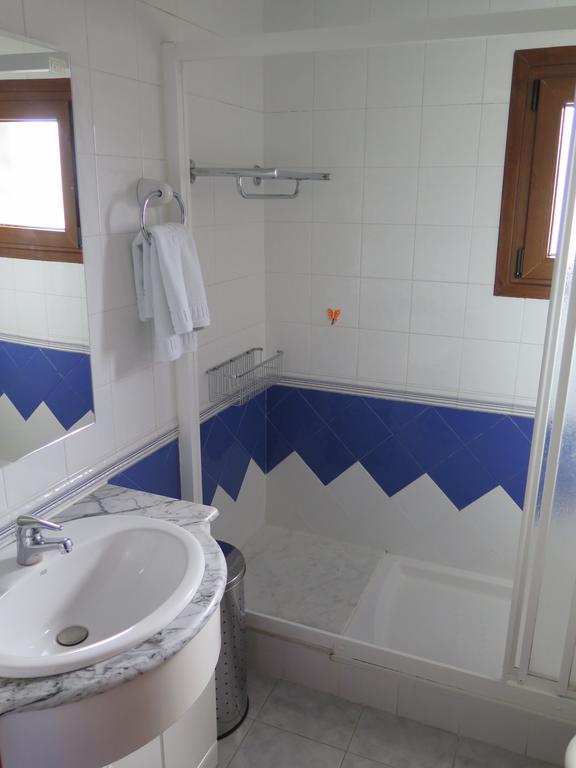 Apartaments El Ribal Valencia D'Aneu エクステリア 写真